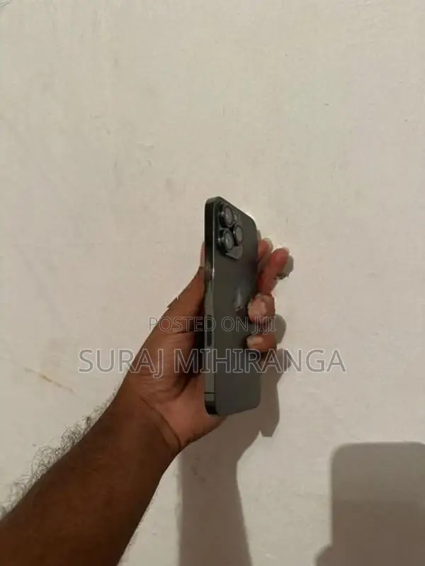 Apple iPhone 13 Pro (Used)