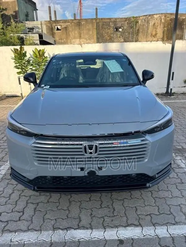 Honda Vezel Z Play Moon Roof 2026