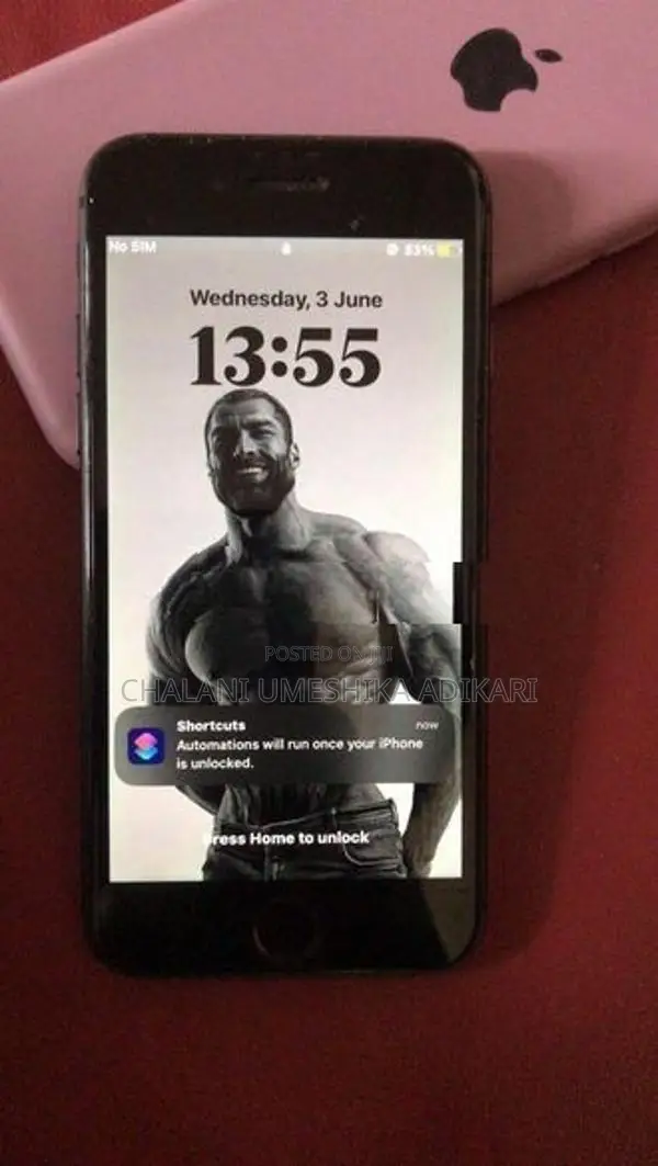 Apple iPhone 8 (Used)