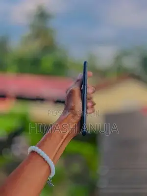 Apple iPhone XR (Used)