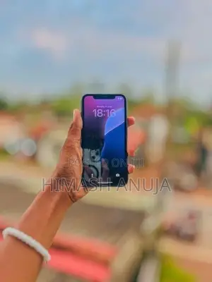 Apple iPhone XR (Used)
