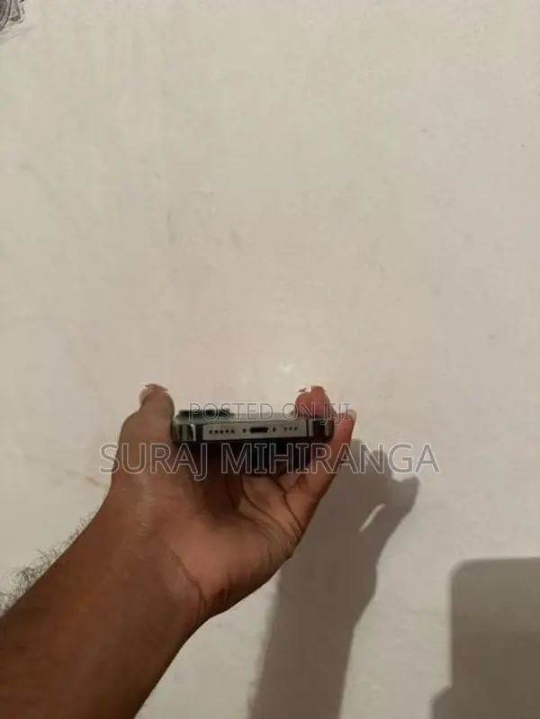 Apple iPhone 13 Pro (Used)