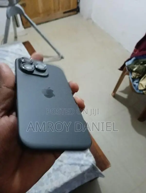 Apple iPhone 16 Pro 128GB (Used)