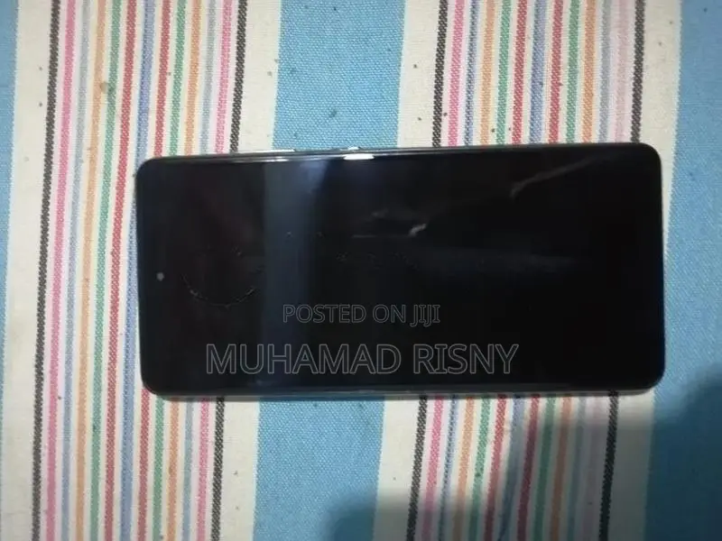 Samsung Galaxy A52 (Used)