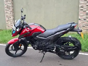 Honda X-Blade 2020