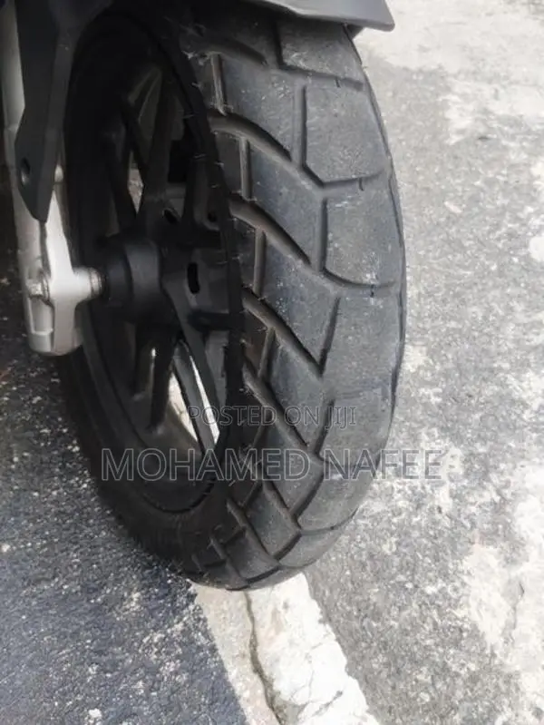 Honda ADV 160 2025