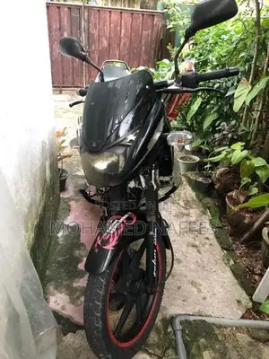 Bajaj Pulsar 150 Black 2015