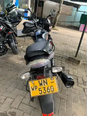 Bajaj Discover 100 2011