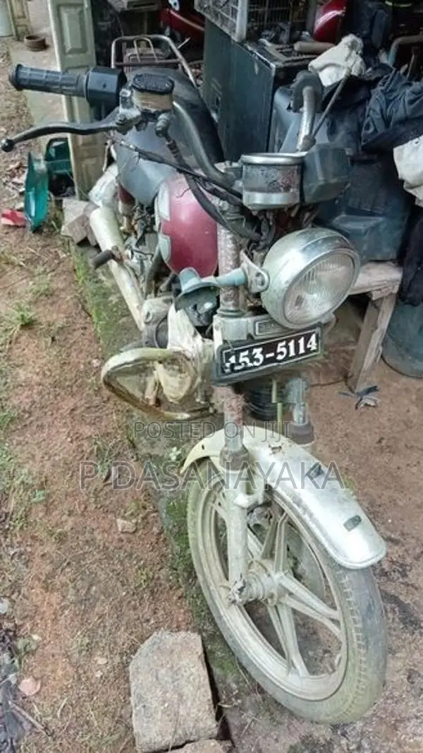 Suzuki GN 125 1987