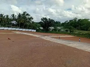 බණ්ඩාරගම වැවක් ළඟින් පදිංචියට ඉඩමක්