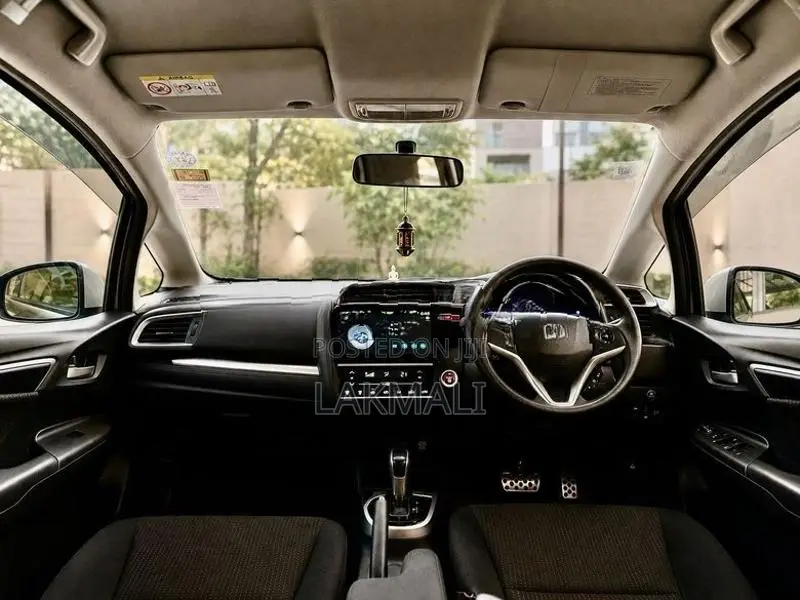Honda Fit GP5 2015