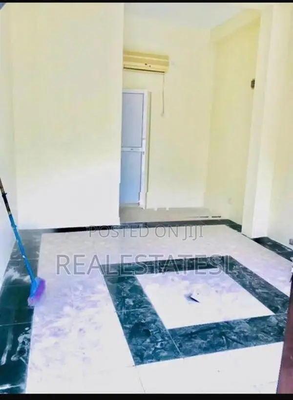 Prime 13-Bed Property for Rent in Colombo 03 | 5,000 Sq.Ft LKR 1.2 Mn