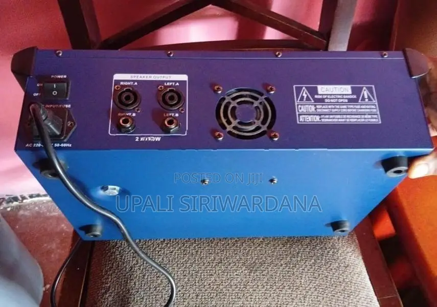 Yamaha MX 802 Mixer 4 Speaker Set