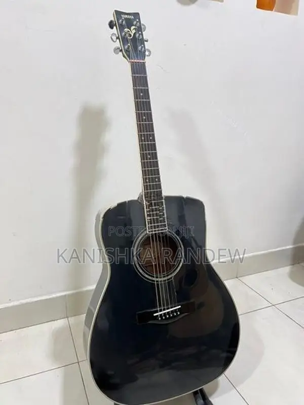 Yamaha Japan Guitar