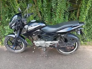 Bajaj Pulsar 150 pulser 2014