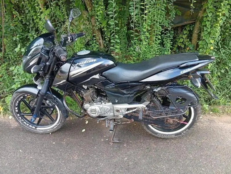 Bajaj Pulsar 150 pulser 2014