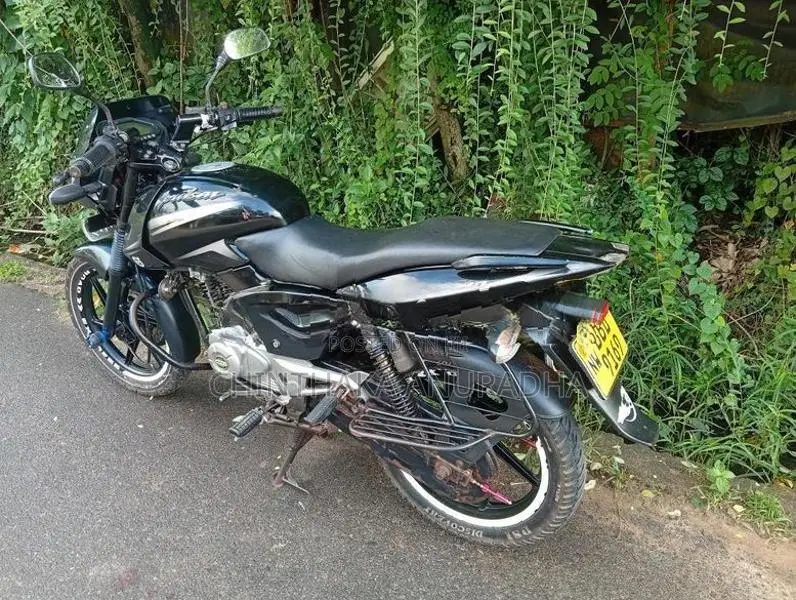 Bajaj Pulsar 150 pulser 2014