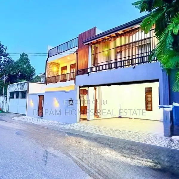 Premium Modern House in Battaramulla