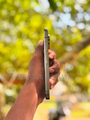 Google Pixel 10 (Used)