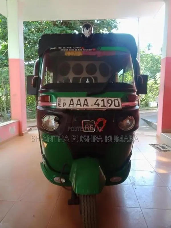 Bajaj RE 4 Stroke 2012
