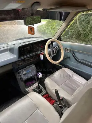 Mazda Familia BD SE 1982