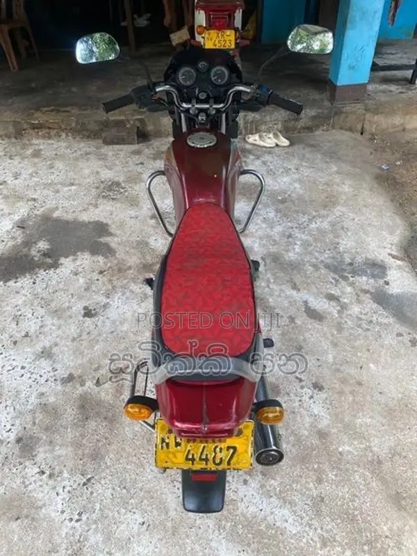 Bajaj Caliber 115 2003