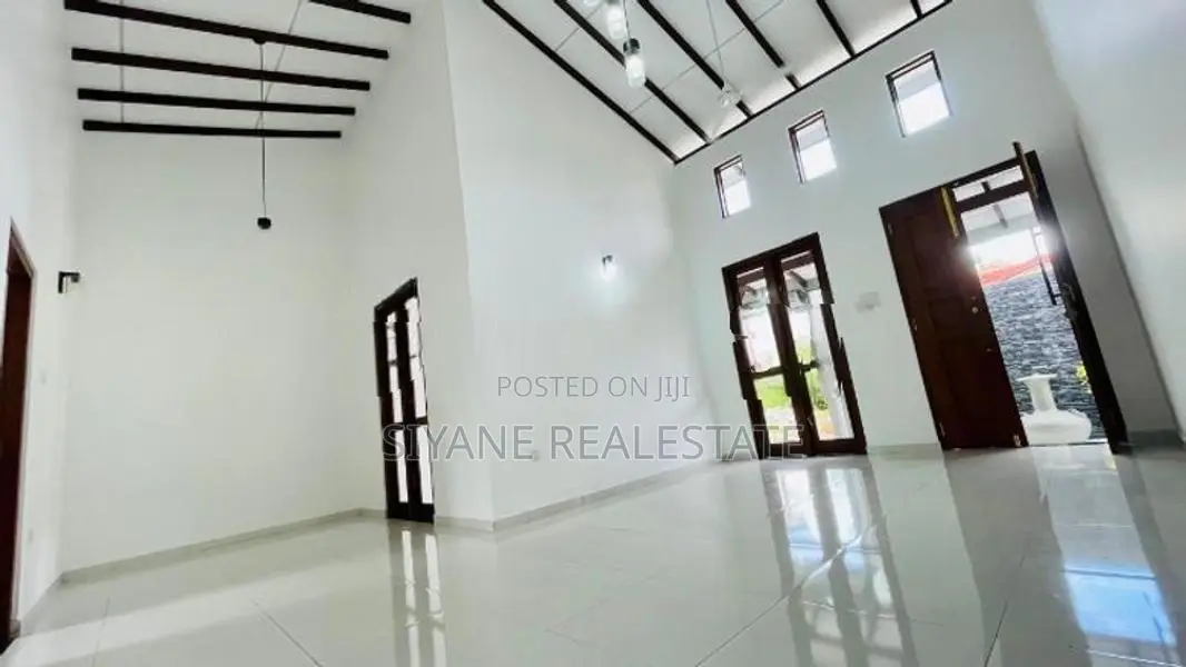Brand New Single Storey House for Sale Athurugiriya