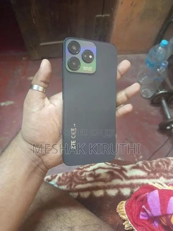 ZTE Blade V50 (Used)