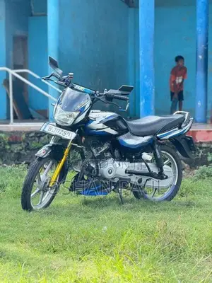Bajaj CT100 2023