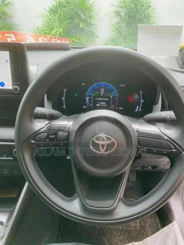 Toyota Yaris G led BSM 2026