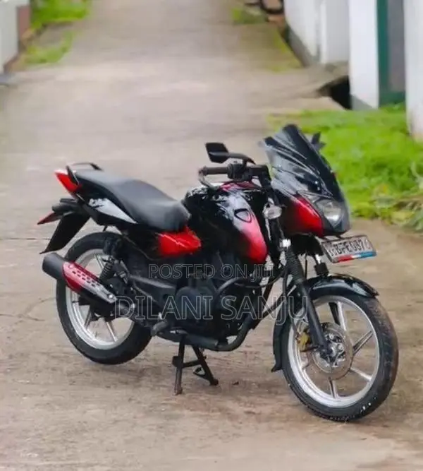 Bajaj Pulsar 150 2017
