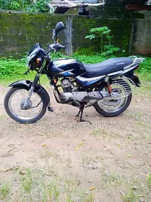 Bajaj CT100 2019
