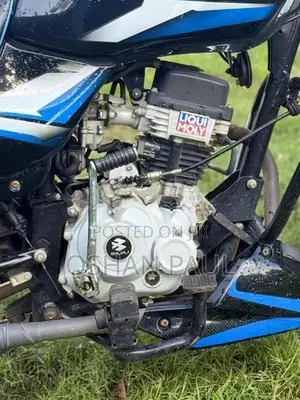 Bajaj CT100 2023