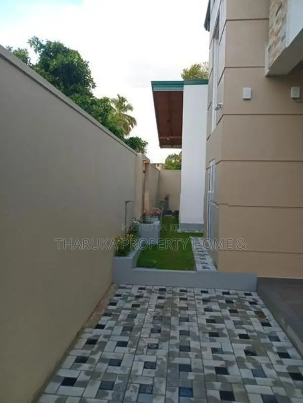 Brand New House For Sale Piliyandala