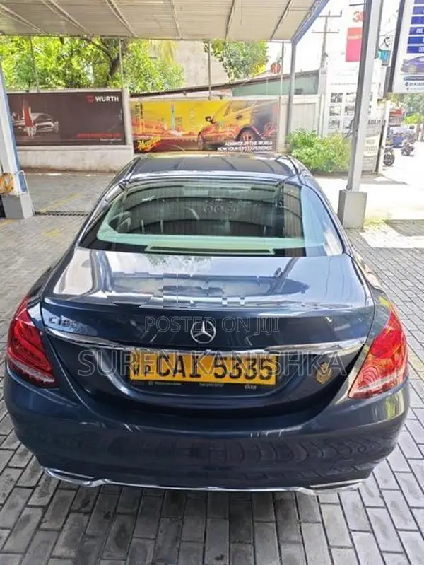 Mercedes Benz C180 2015
