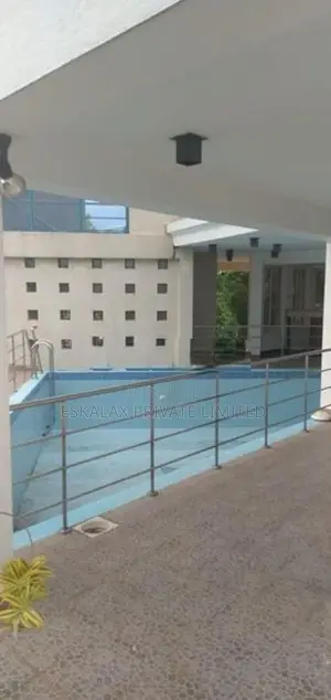 Luxury 5BR House For Sale in Rajagitiya - EH365