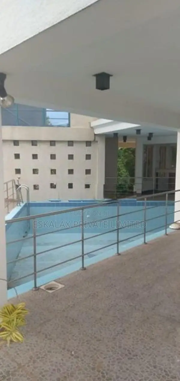 Luxury 5BR House For Sale in Rajagitiya - EH365