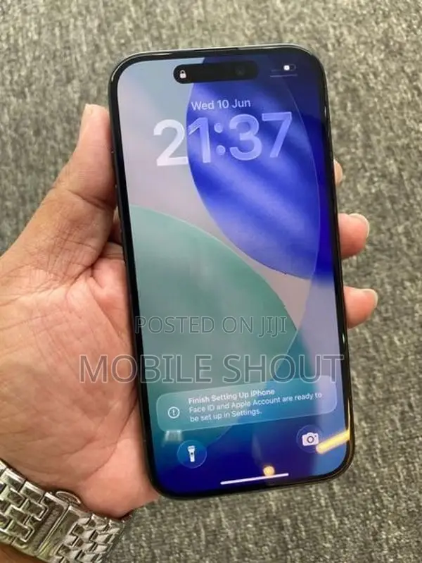 Apple iPhone 15 128GB (Used)