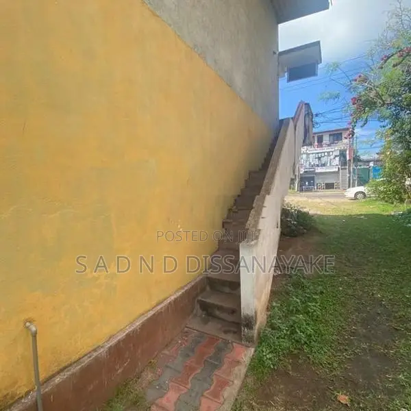 වාද්දූව නගරයෙන් ඉඩම සමඟ දෙමහල් ගොඩනැගිල්ලක්