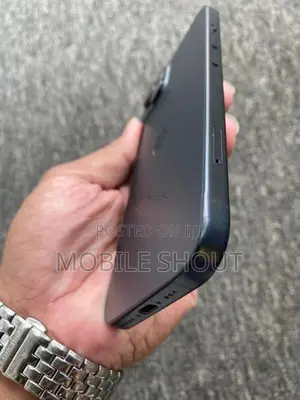 Apple iPhone 15 128GB (Used)