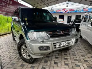 Mitsubishi Pajero Diesel GLS 2001