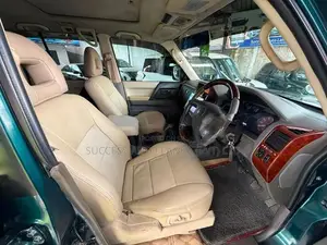 Mitsubishi Pajero Diesel GLS 2001