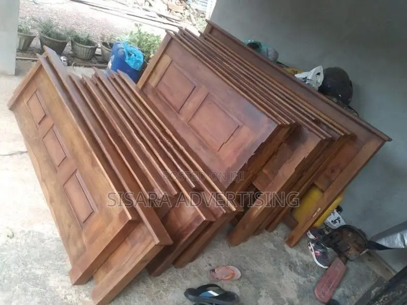 Teak Bed 6' x 5'