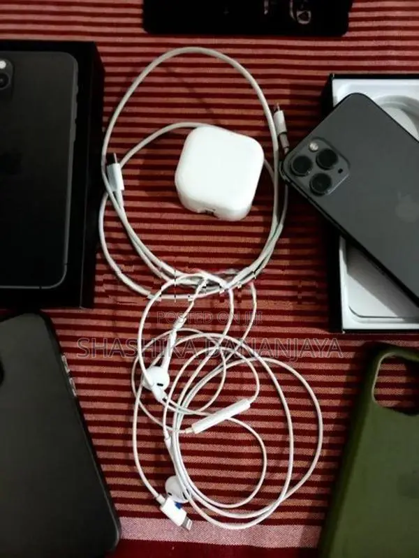 Apple iPhone 11 Pro 256GB Fullset Box (Used)