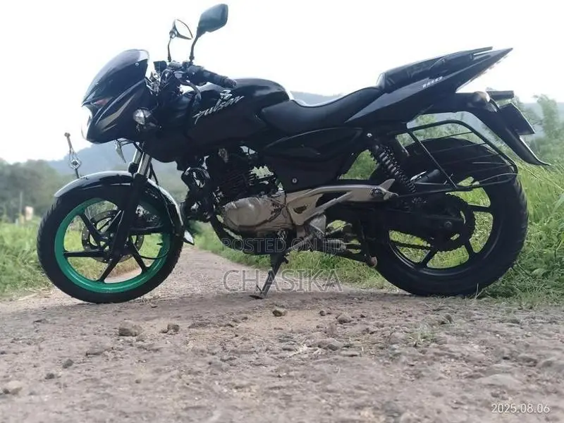 Bajaj Pulsar 180 2012