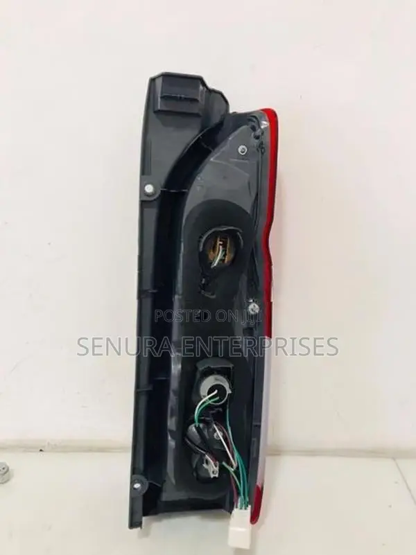 Toyota Kdh 200 Tail Light