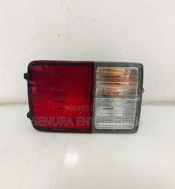 Suzuki Every DA17 Tail Light Lh