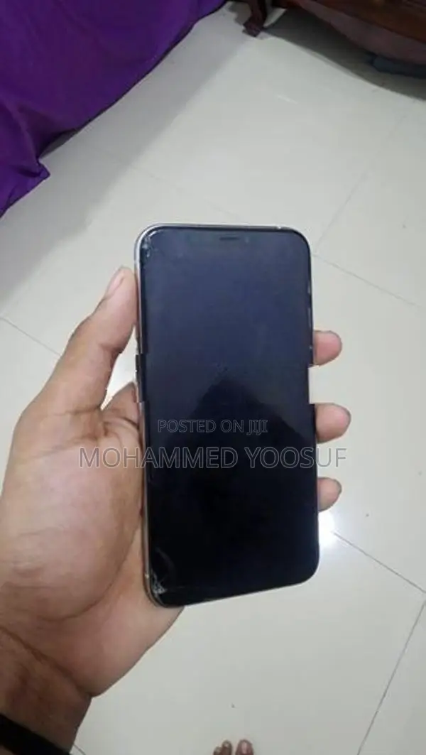 Apple iPhone 11 Pro (Used)