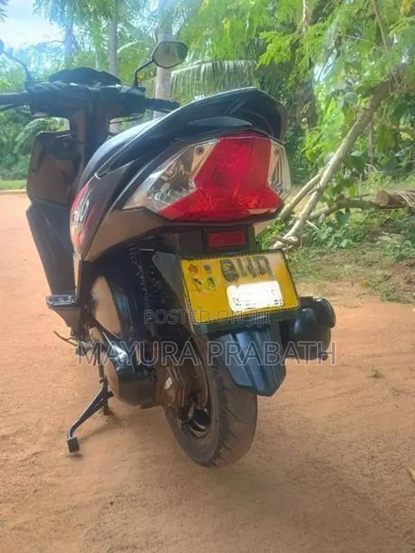 Honda Dio 2018