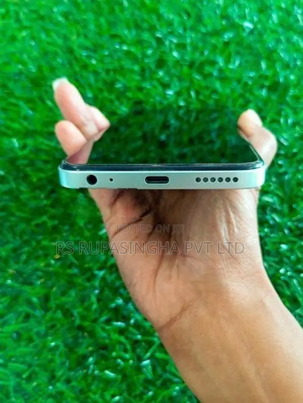 ZTE nubia V70 8 8GB 256GB (Used)